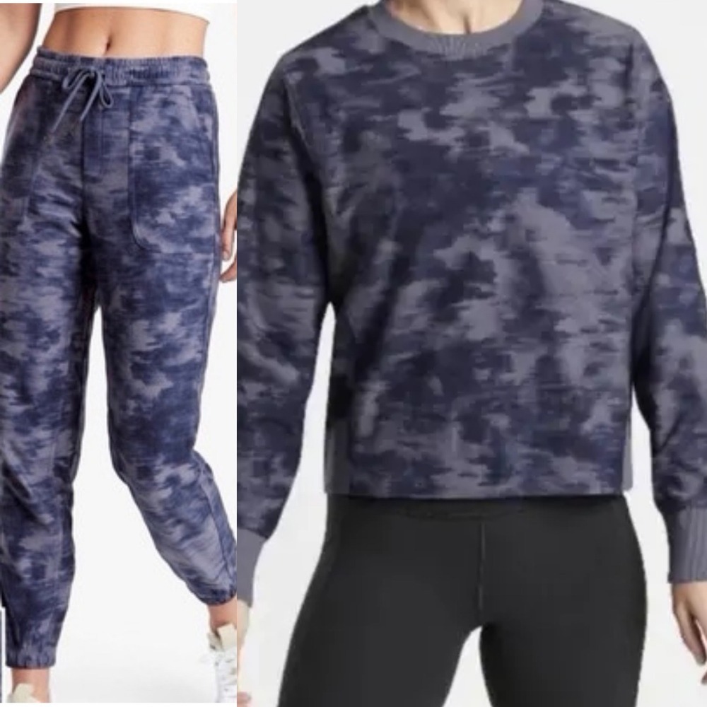Athleta Farallon Set Crew Neck Sweatshirt Jogger Medieval Violet Inversion Print